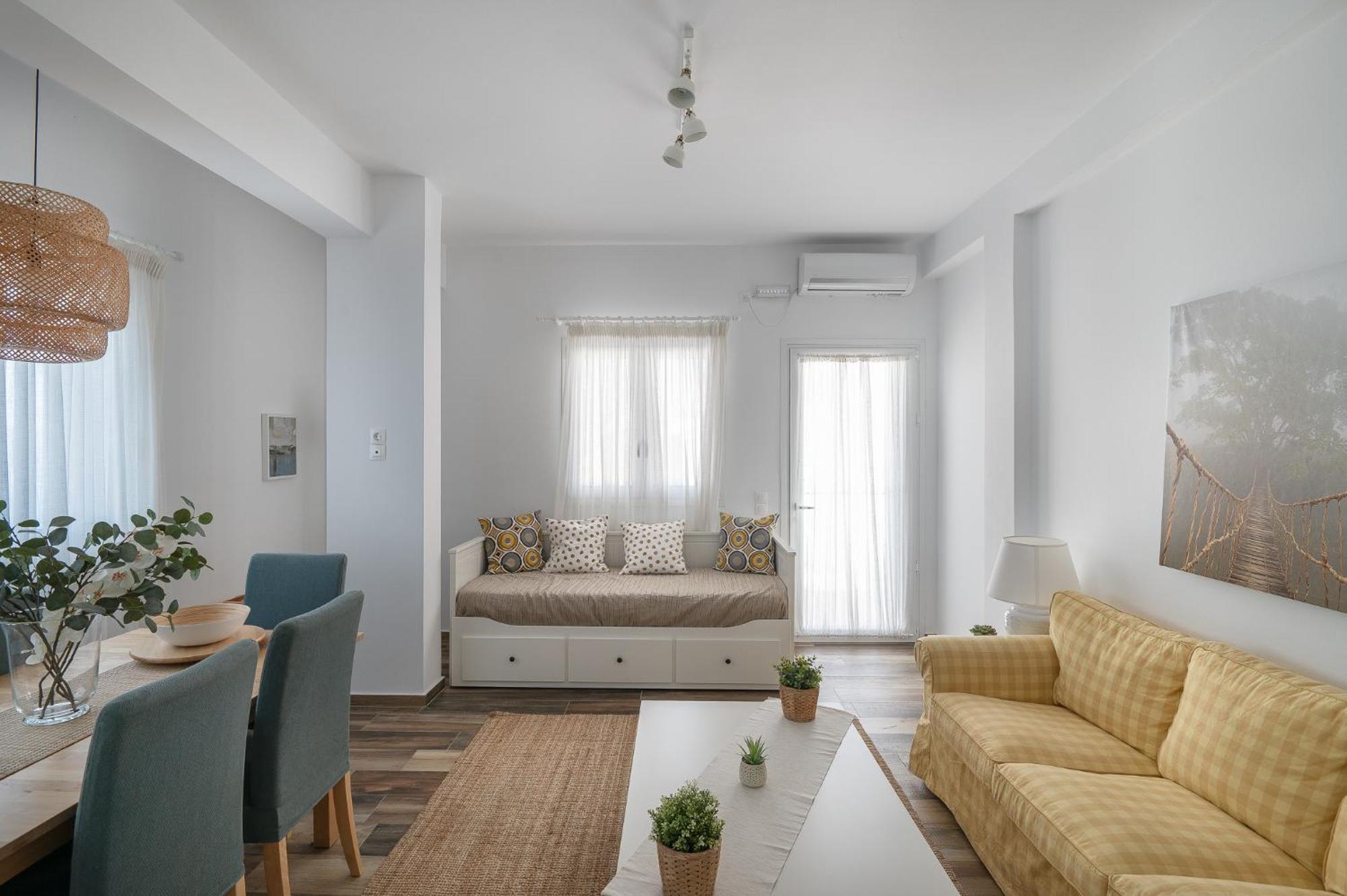 Pouletis Family Apartments - Akroyali Seaview Getaways Kalamata Exterior foto