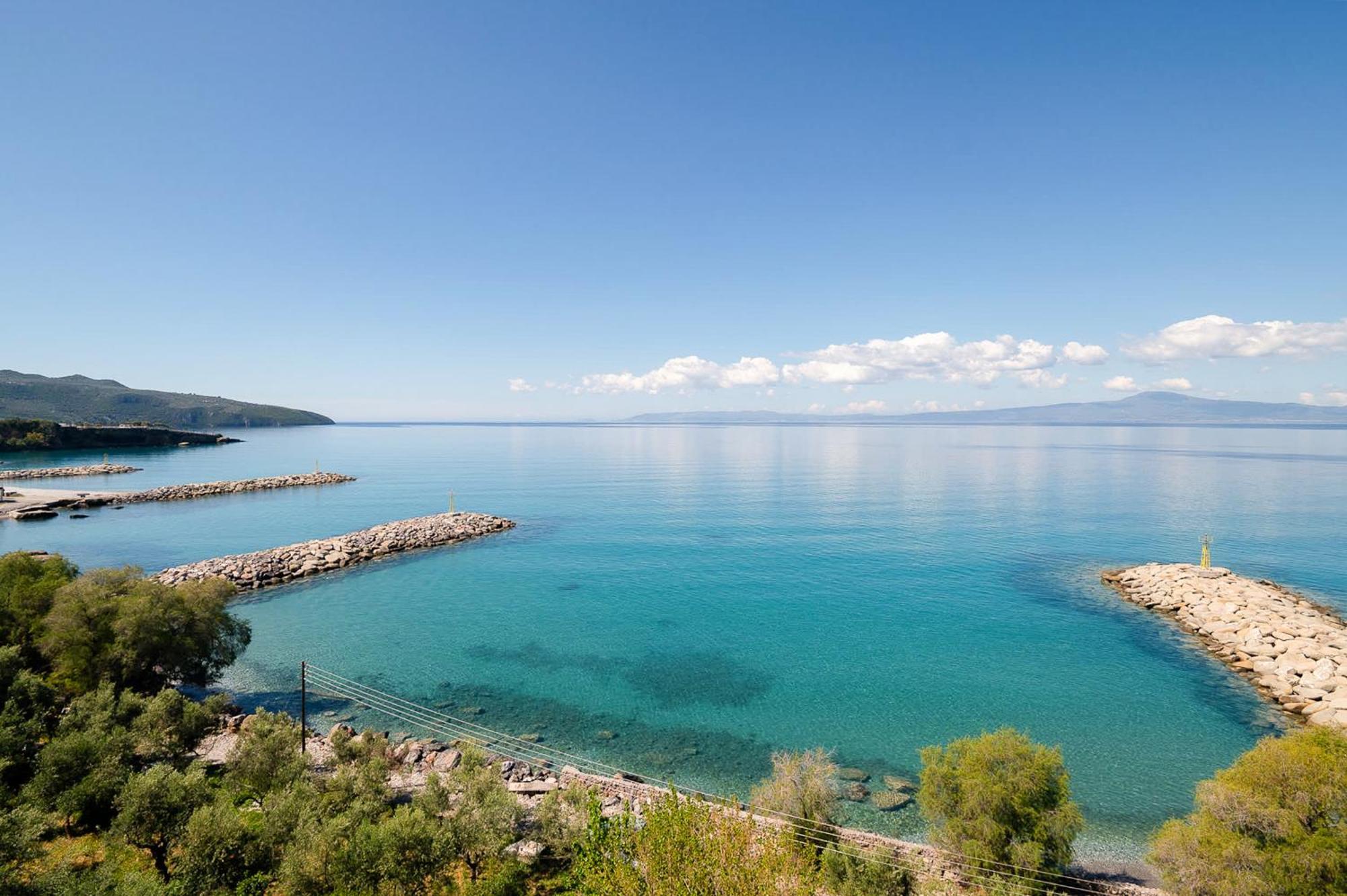 Pouletis Family Apartments - Akroyali Seaview Getaways Kalamata Exterior foto